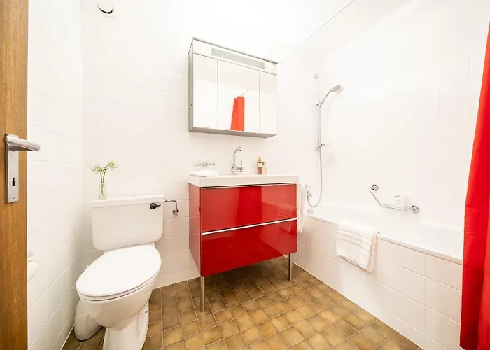 4104 Stilvoll Eingerichtetes Mit Suedbalkon * Vulpera