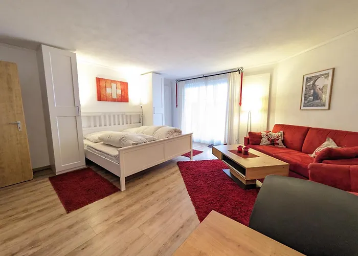 4104 Stilvoll Eingerichtetes Mit Suedbalkon Apartman