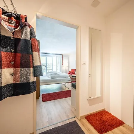 4104 Stilvoll Eingerichtetes Mit Suedbalkon Apartamento