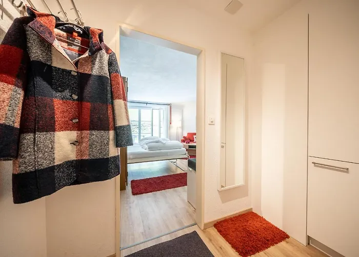 4104 Stilvoll Eingerichtetes Mit Suedbalkon Apartamento